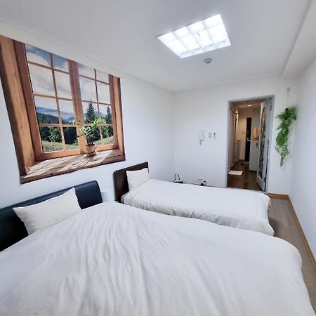 오사카 네코하우스 난바점 Apartamento Exterior foto
