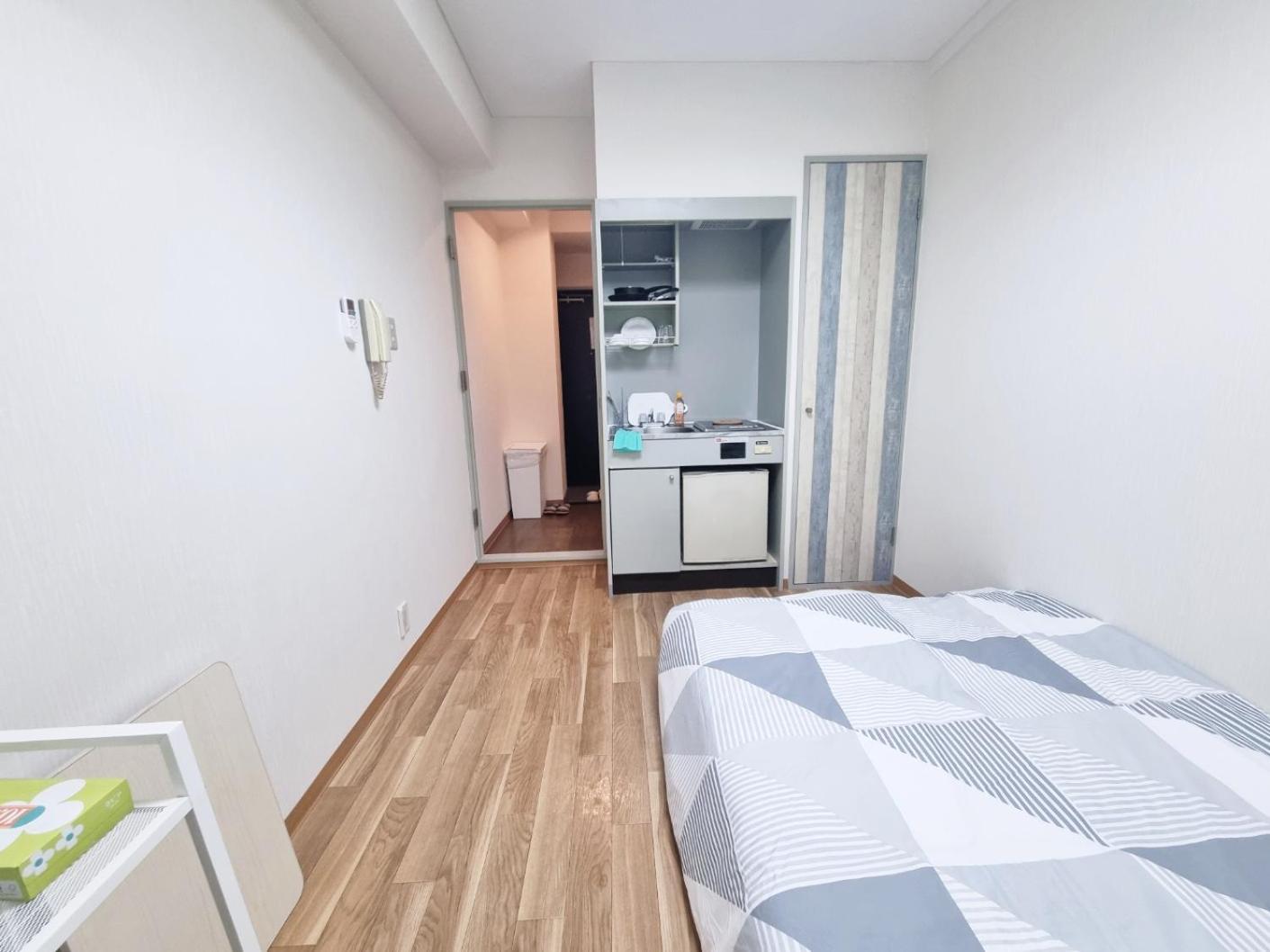 오사카 네코하우스 난바점 Apartamento Exterior foto